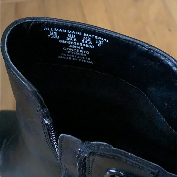 Barely worn Ankle booties - Picture 5 of 6